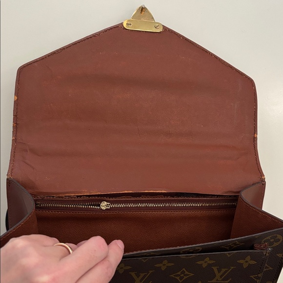 Louis Vuitton Monceau 28 Brown Tan Monogram Crossbody Purse Satchel Gold Accents - Picture 12 of 17